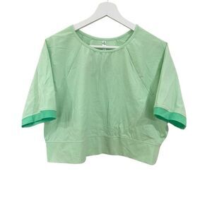 Fabletics Avah Color Block Cut Off Sleeve Crop Top Size 2 XL green short sleeve